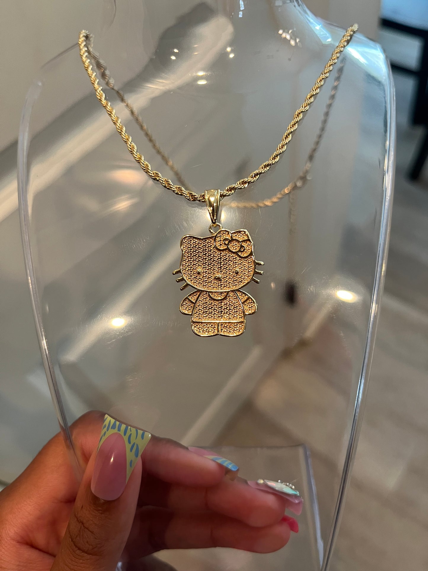full body hk necklace ♡